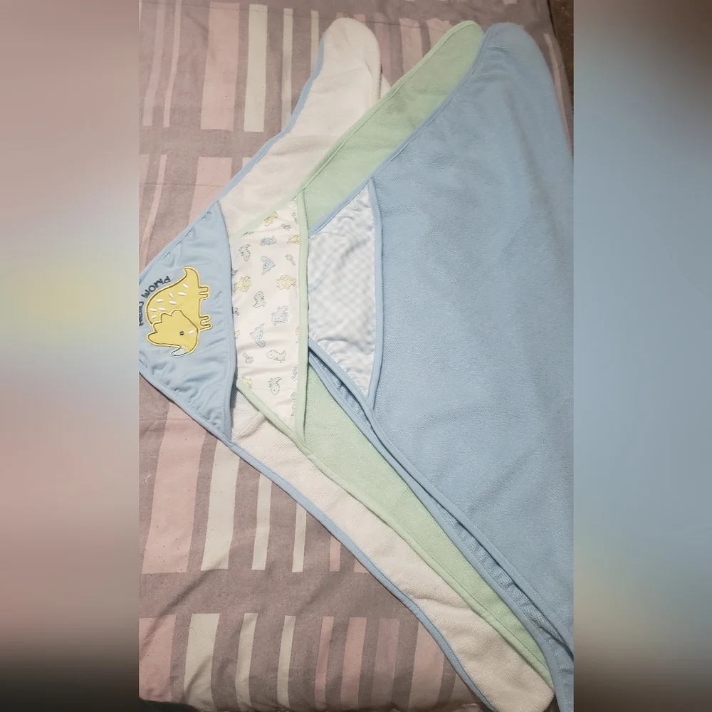 Baby towels Bundle of 3